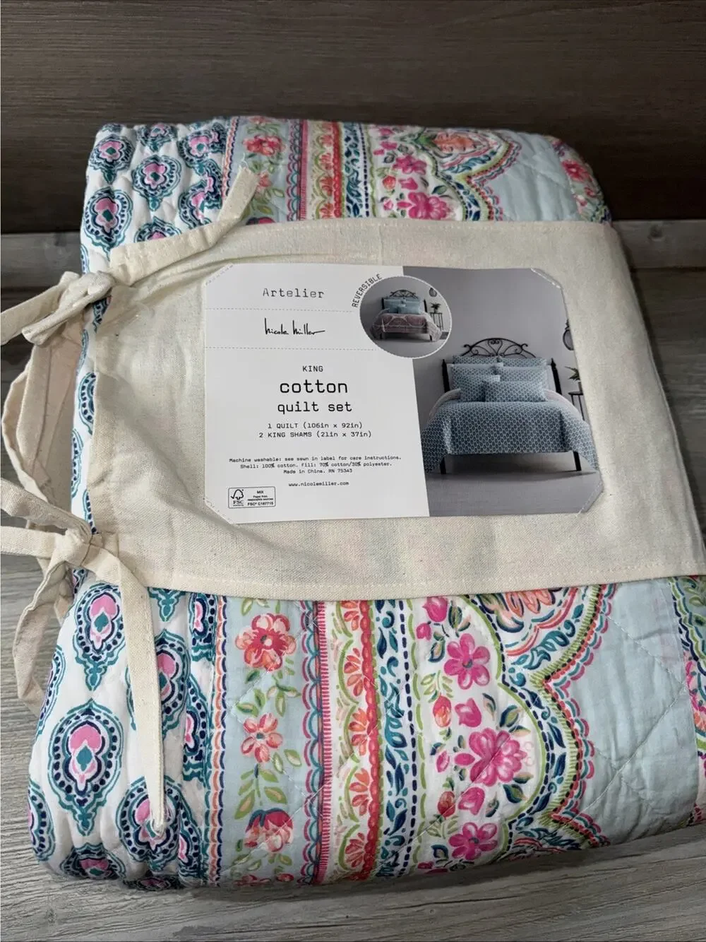 Nicole Miller Cotton Reversible King Quilt & Shams